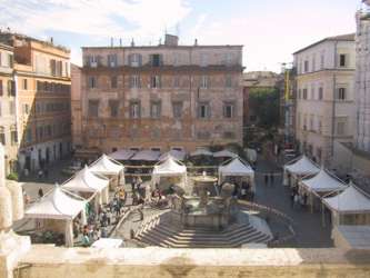 Abbasso il grigio! 2003 a piazza Navona - Roma