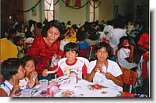 Un'immagine del pranzo di Natale in Bolivia