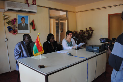Ouagadougou con la ministra e il sindaco del Municipio di Bogodogo